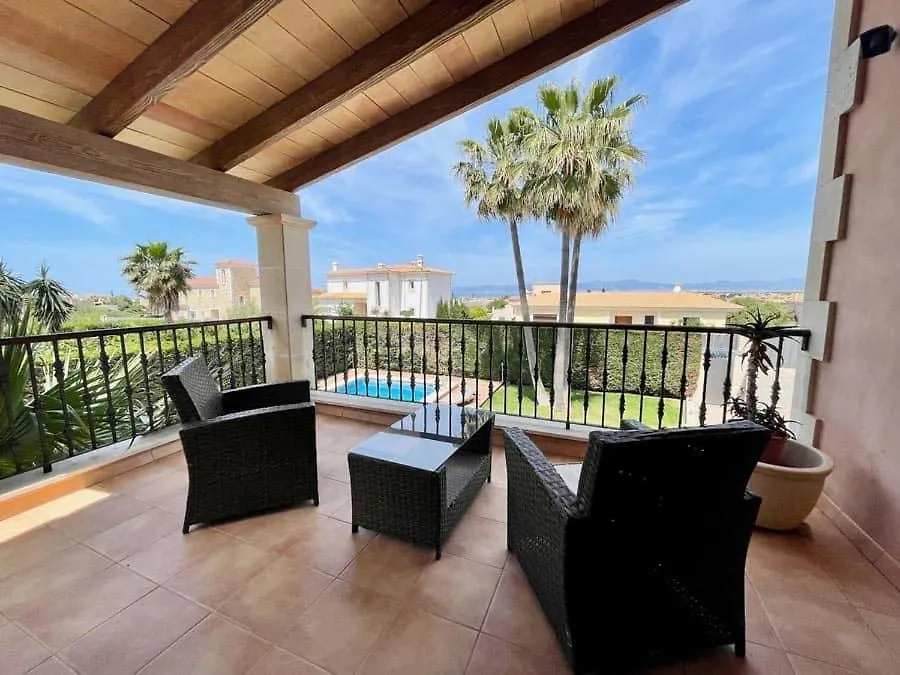 Villa La Mallorquina لوكماجور